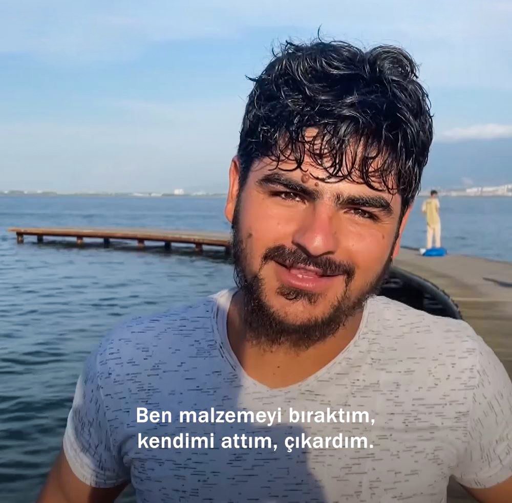 Kocaeli’ de balık tutarken denize düşen çocuğu Suriyeli genç kurtardı.