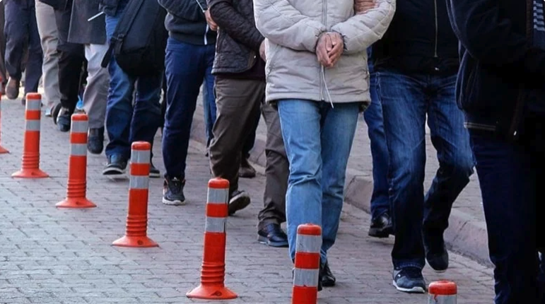 Kastamonu'da 8 düzensiz göçmen yakalandı