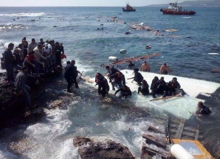 Göçmenlere Karşı Denize Donanma Talebi