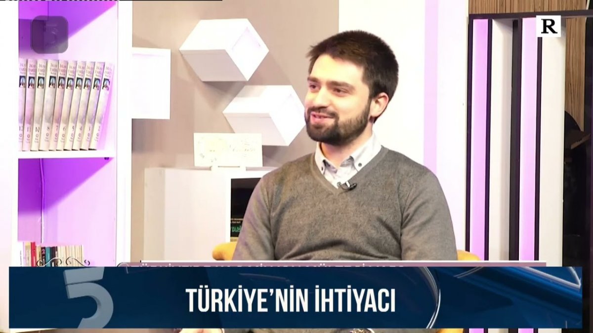 18 Aralık Dünya Göçmenler Günü-Başkan Yardımcımız Av.Enes Kafadar TV5'te Tuğba Özek'in konuğu oldu.