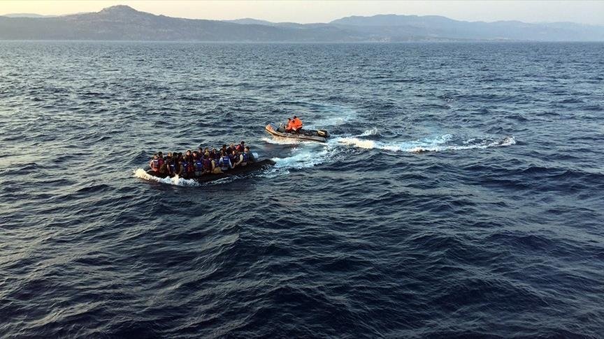 Tunus açıklarında 340 düzensiz göçmen kurtarıldı